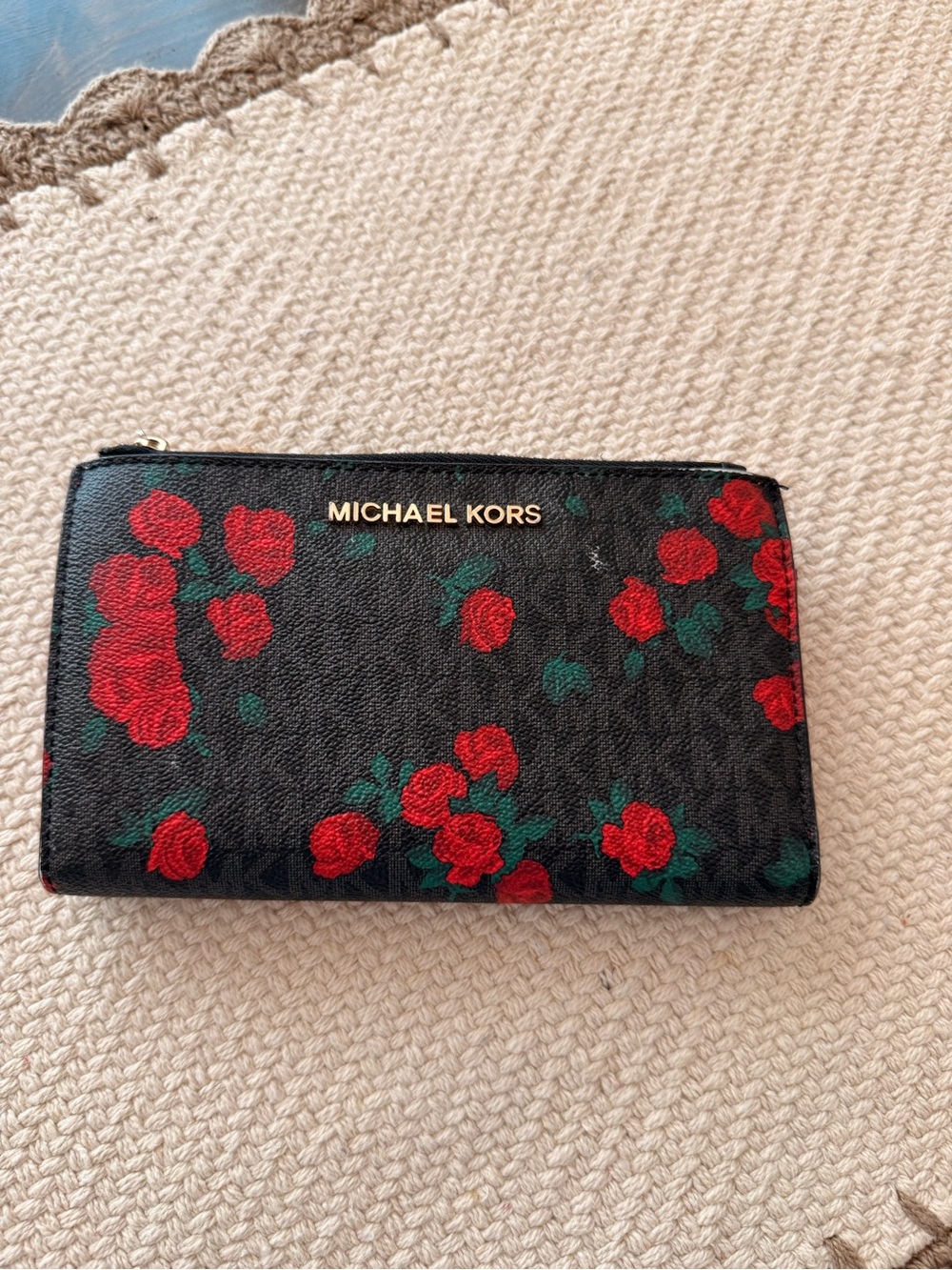 Michael Kors Jet Set Leather Signature Floral Multifunction Phone Case Wristlet